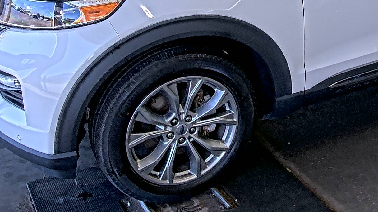 FORD EXPLORER - 8