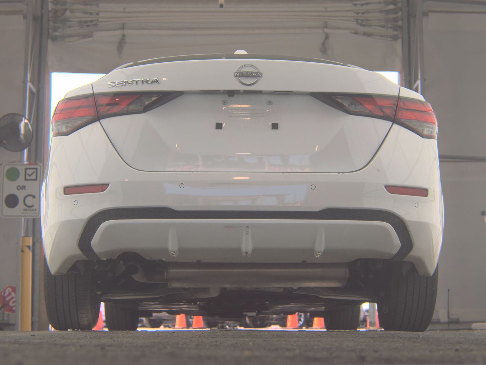 NISSAN SENTRA - 8