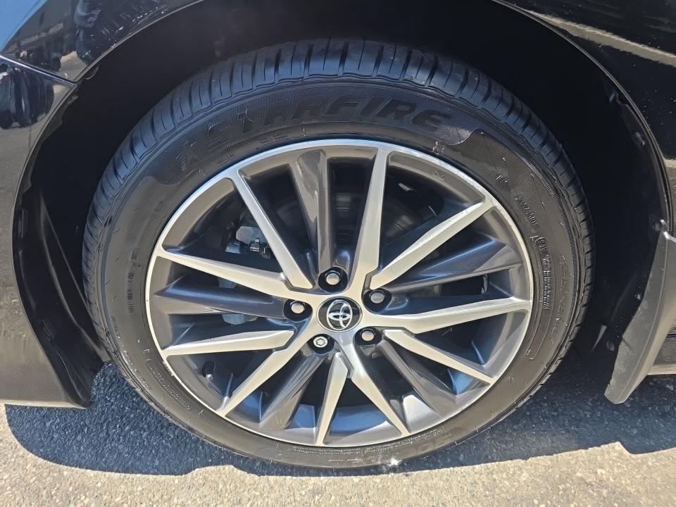 TOYOTA CAMRY - 9
