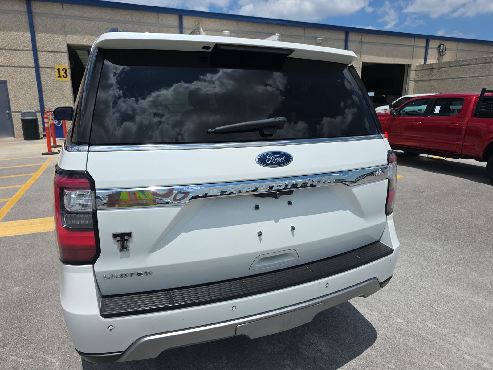 FORD EXPEDITION MAX - 6