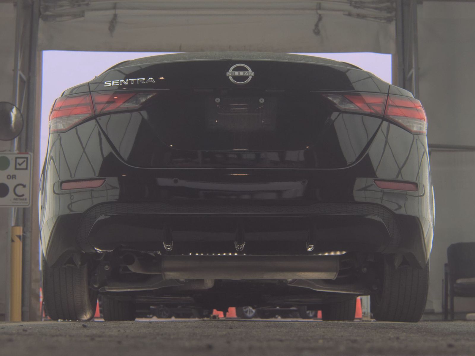 NISSAN SENTRA - 8