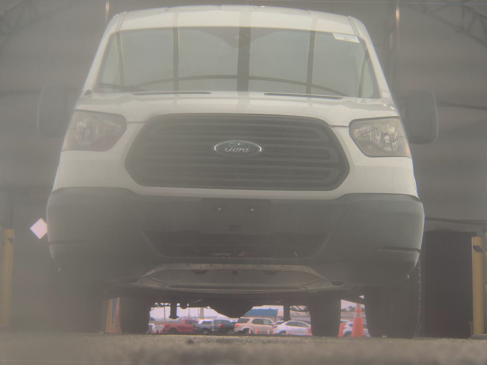 FORD TRANSIT 150 - 4