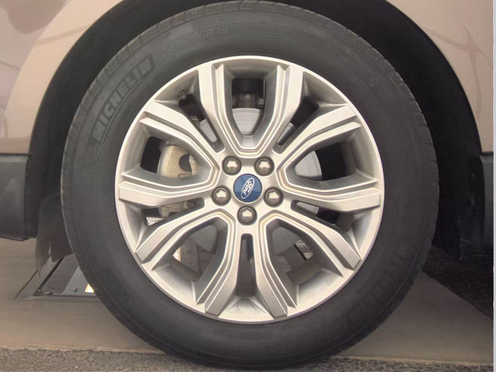 FORD EDGE - 10