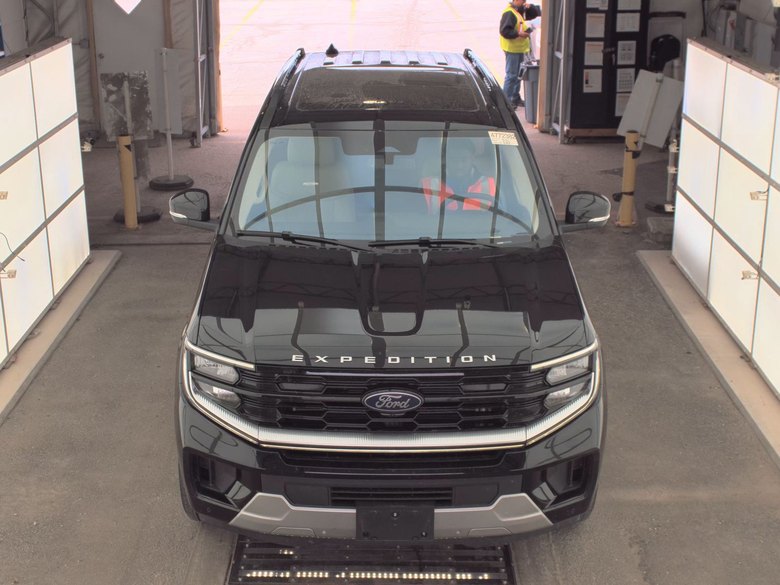 FORD EXPEDITION - 3