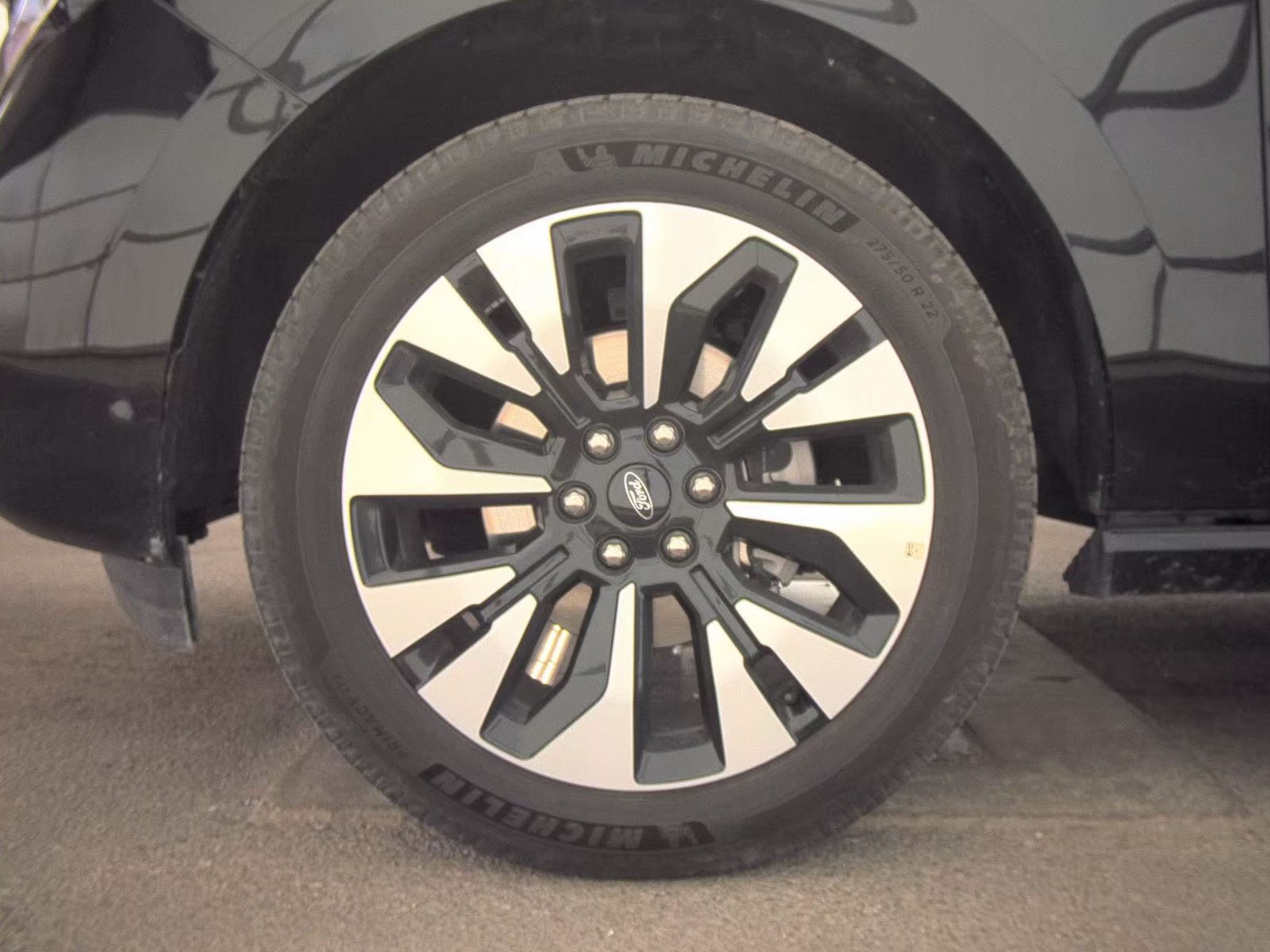 FORD EXPEDITION - 10