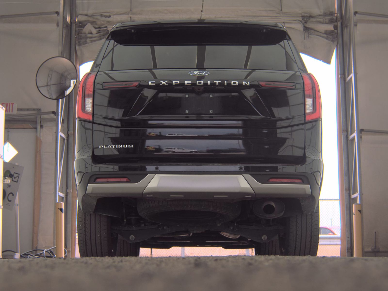 FORD EXPEDITION - 8