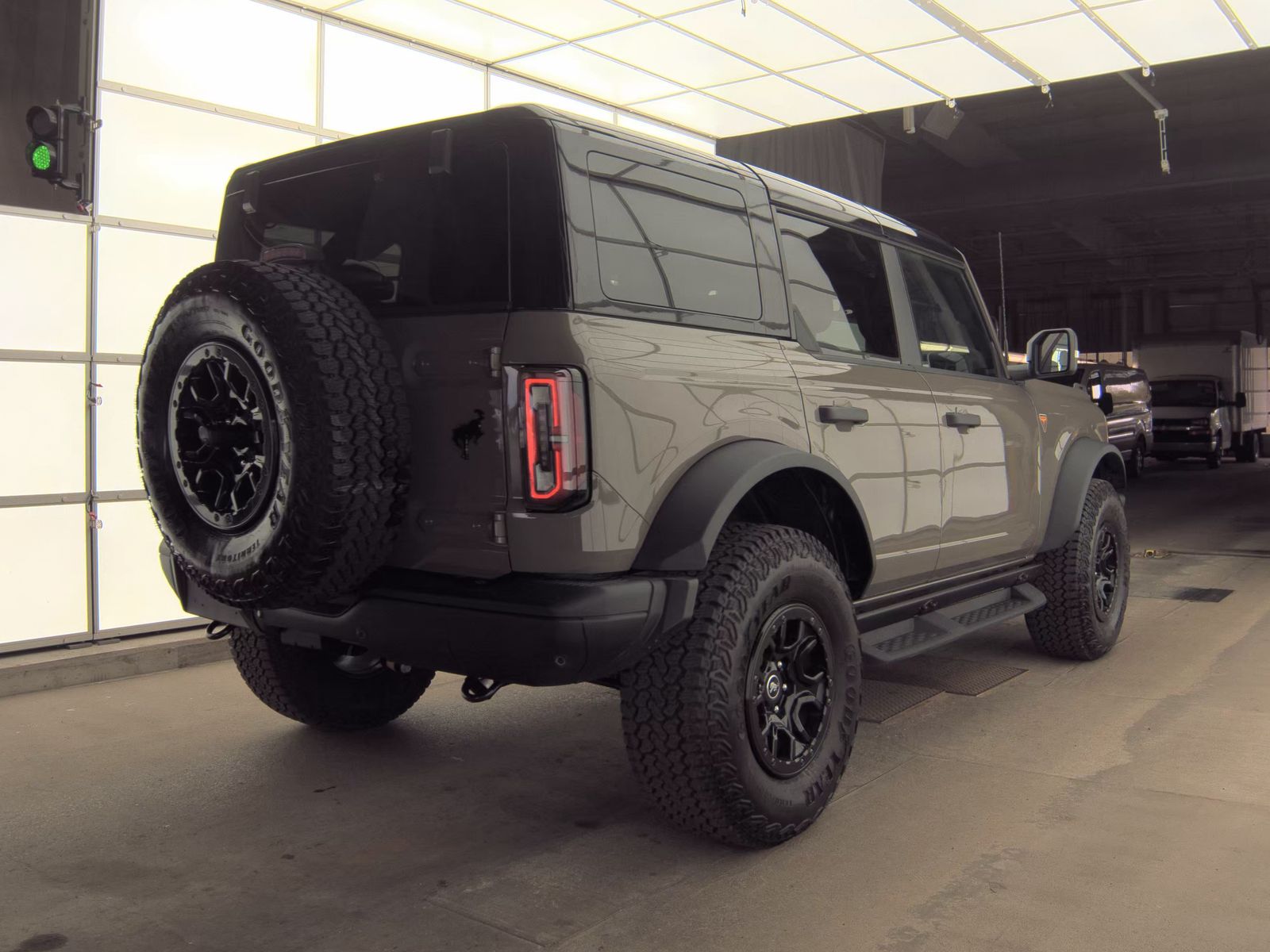 FORD BRONCO - 6