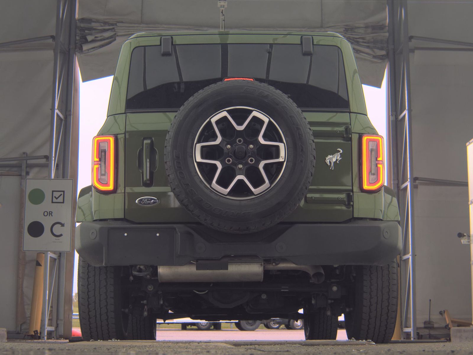 FORD BRONCO - 8