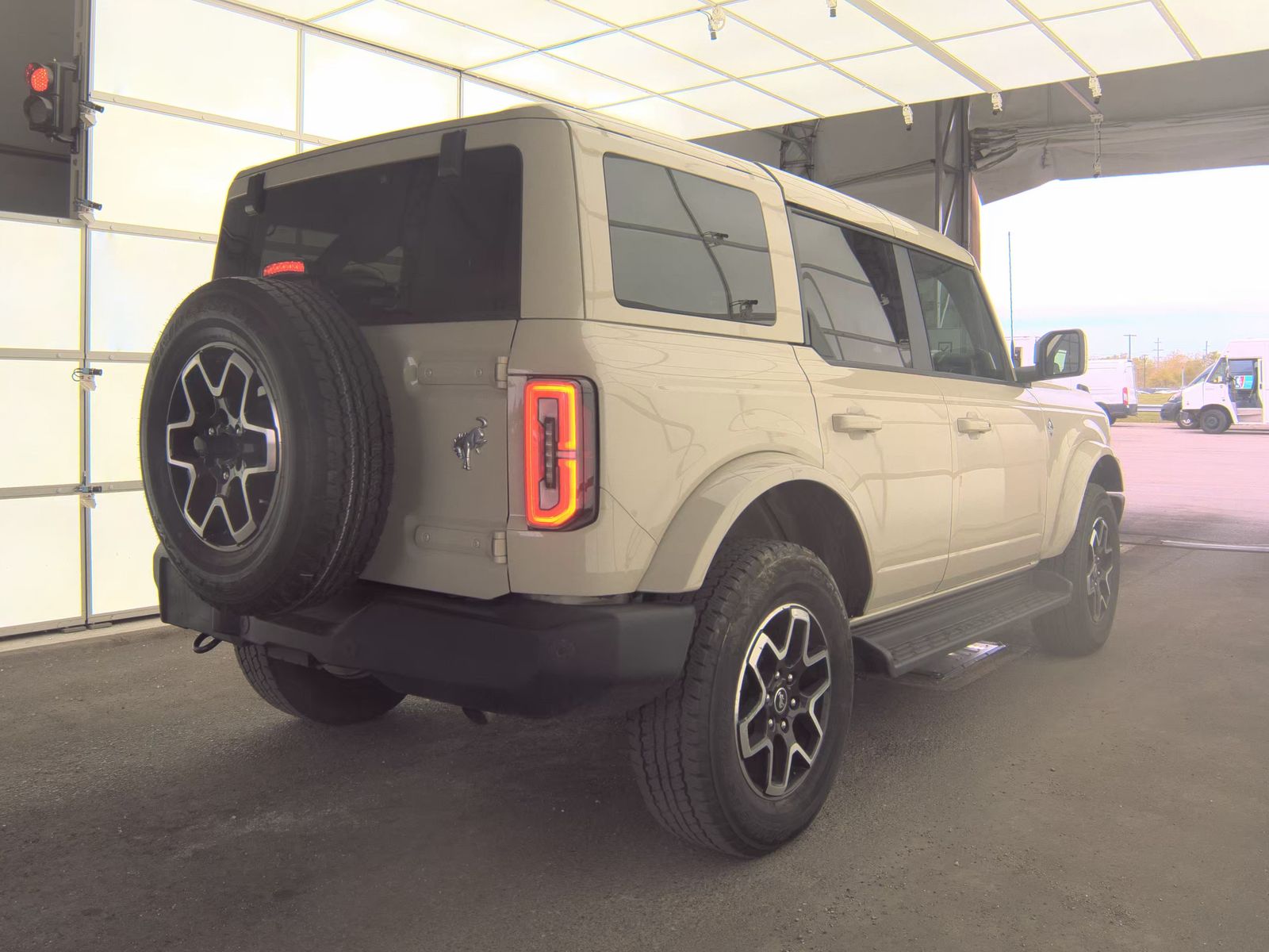 FORD BRONCO - 6
