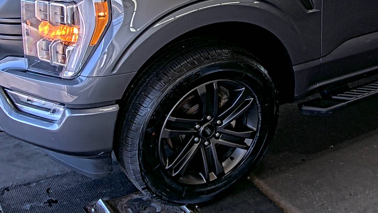 FORD F-150 - 8