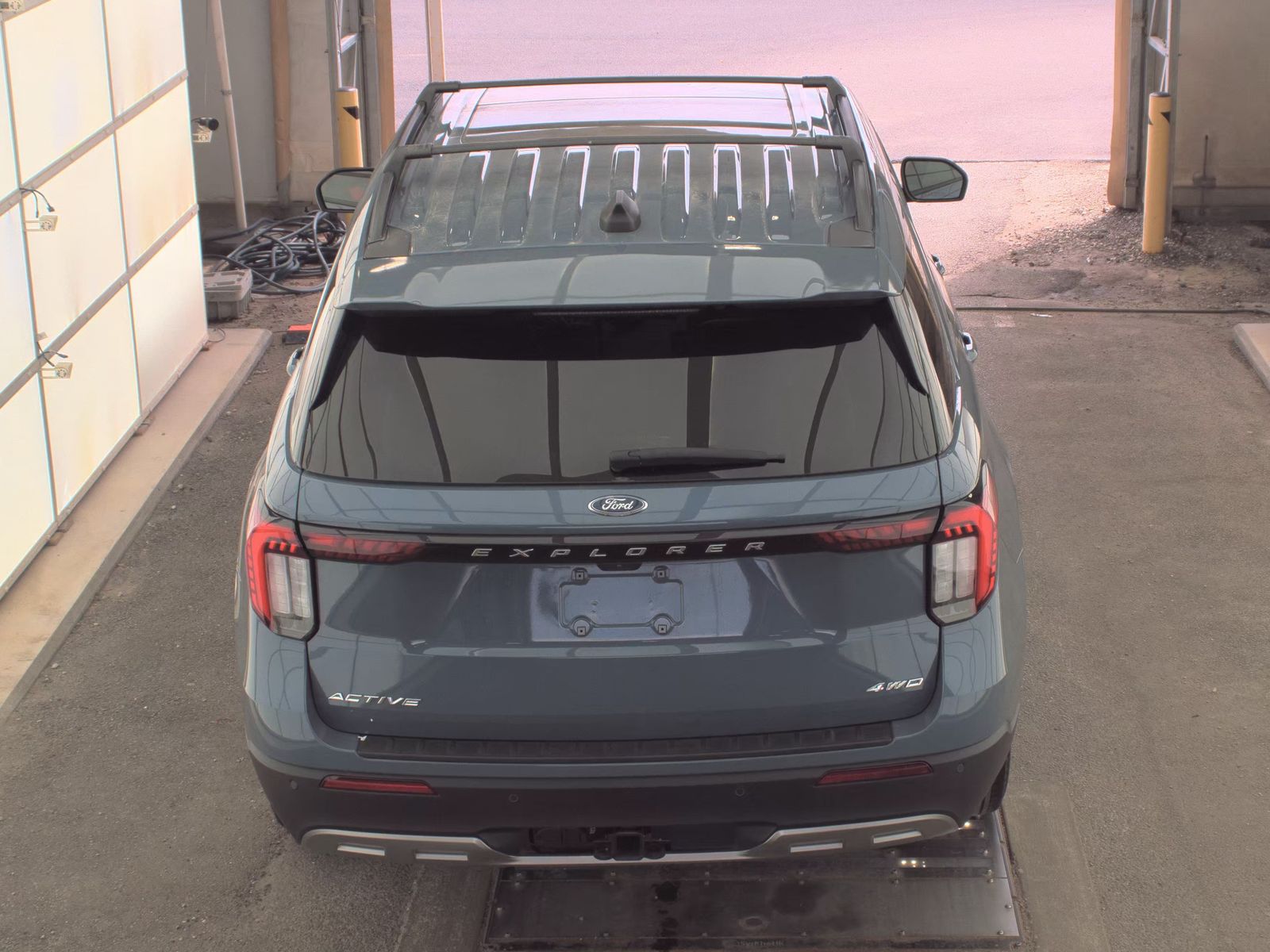 FORD EXPLORER - 7