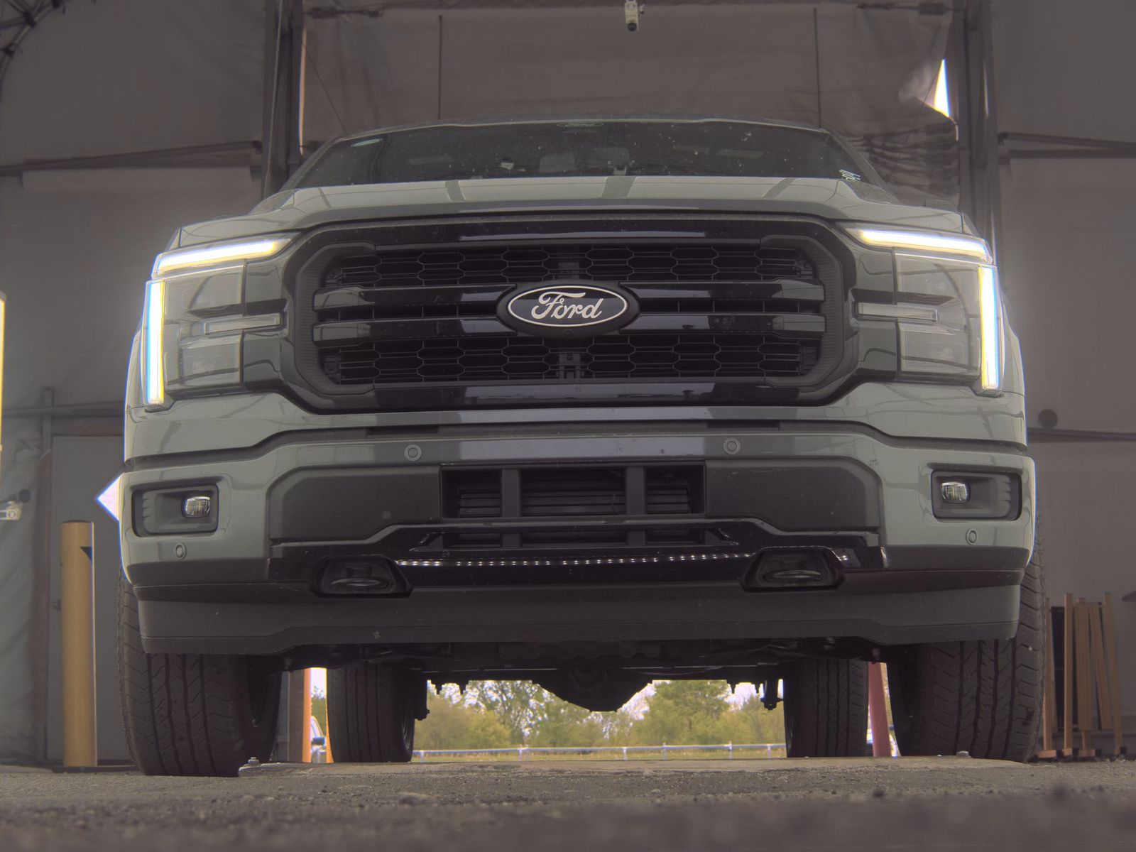 FORD F-150 - 4
