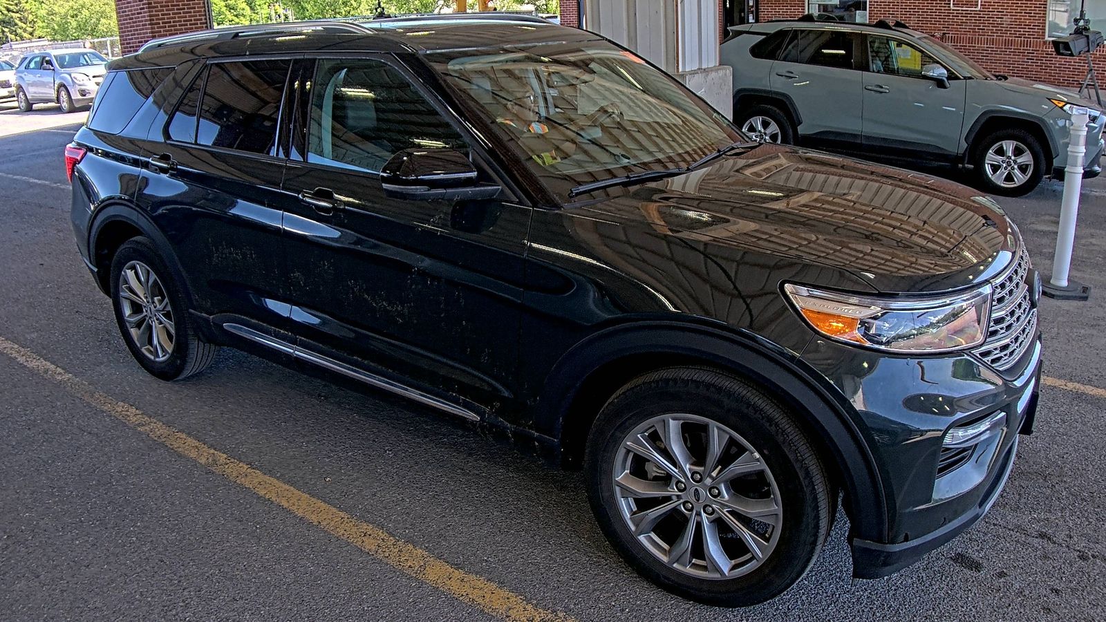 FORD EXPLORER - 4