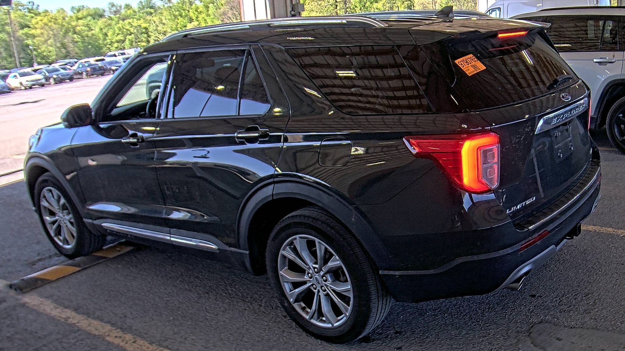 FORD EXPLORER - 7