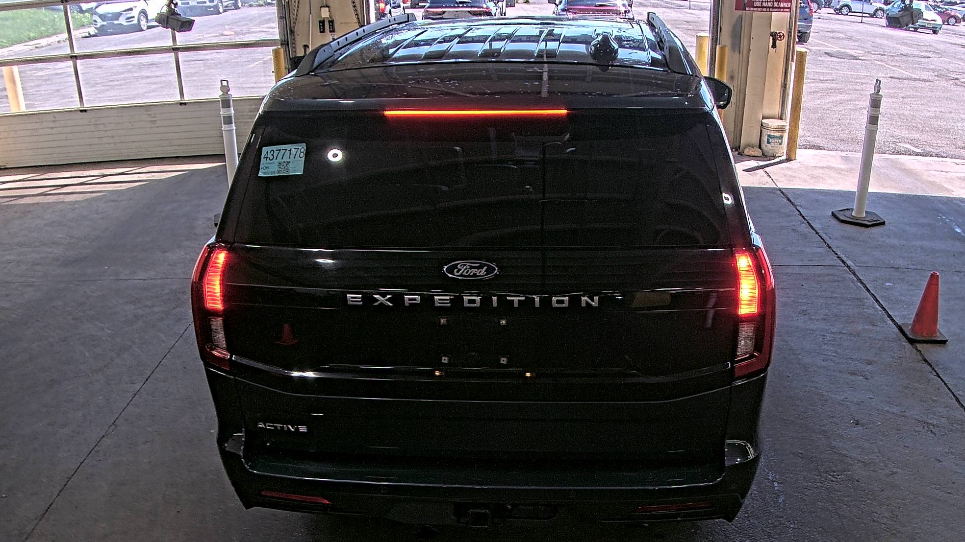 FORD EXPEDITION - 6