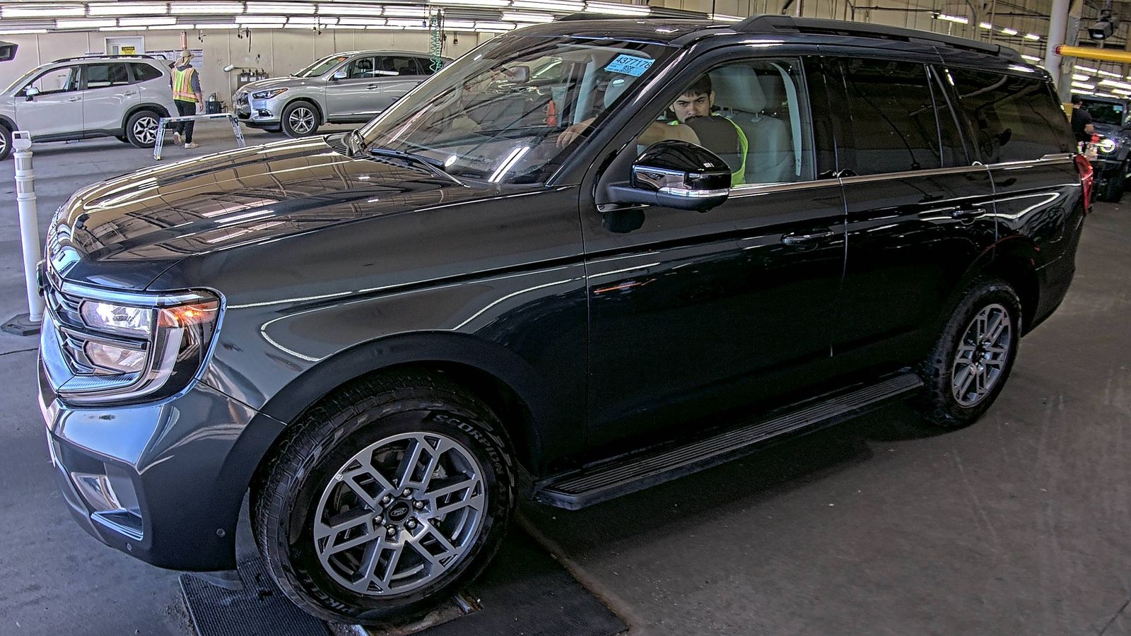 FORD EXPEDITION - 1