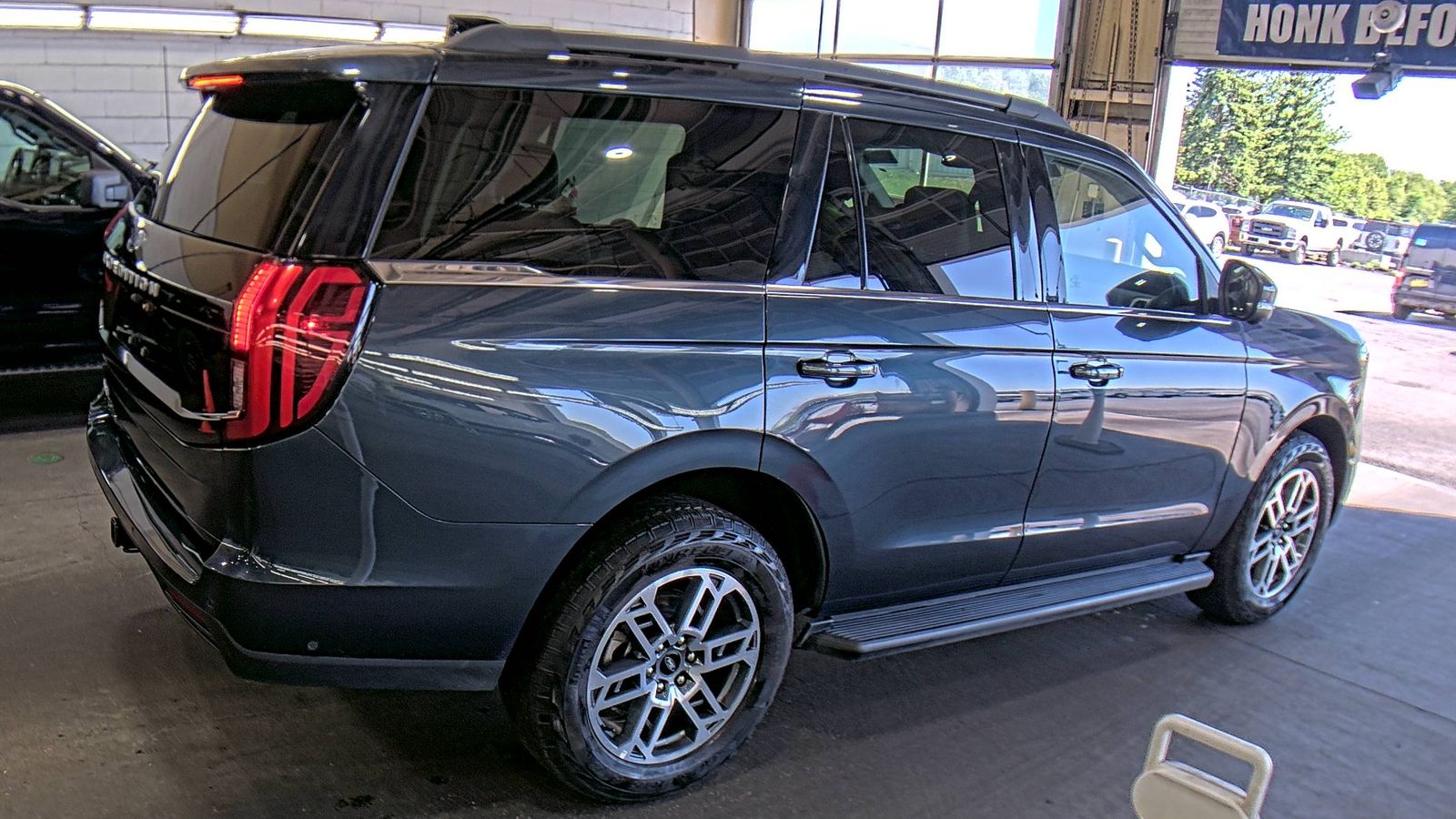 FORD EXPEDITION - 5