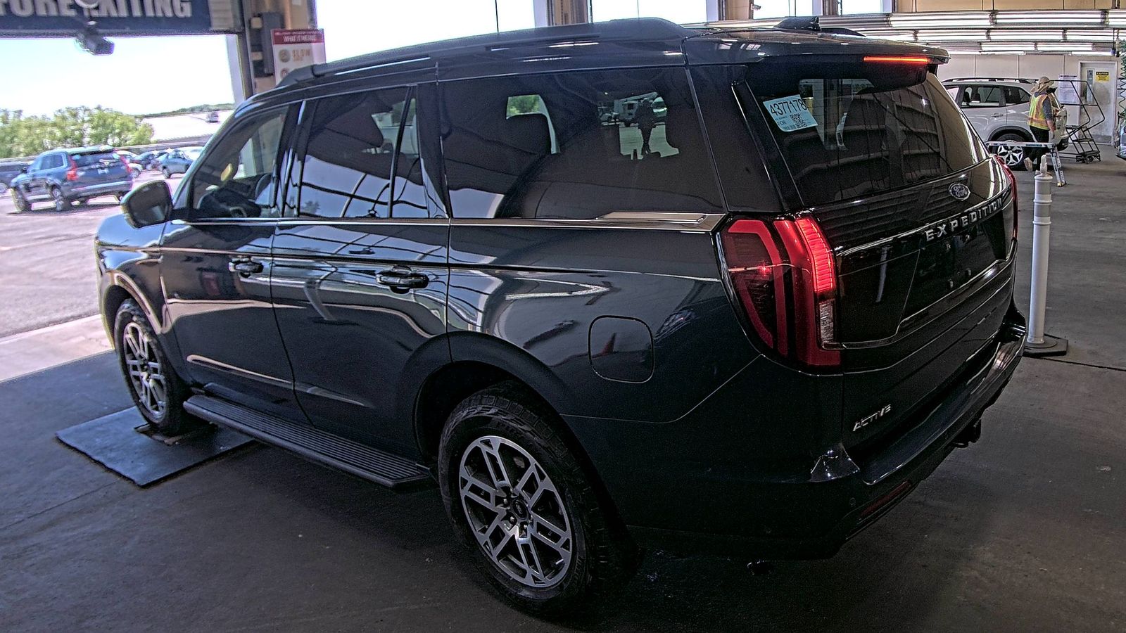 FORD EXPEDITION - 7