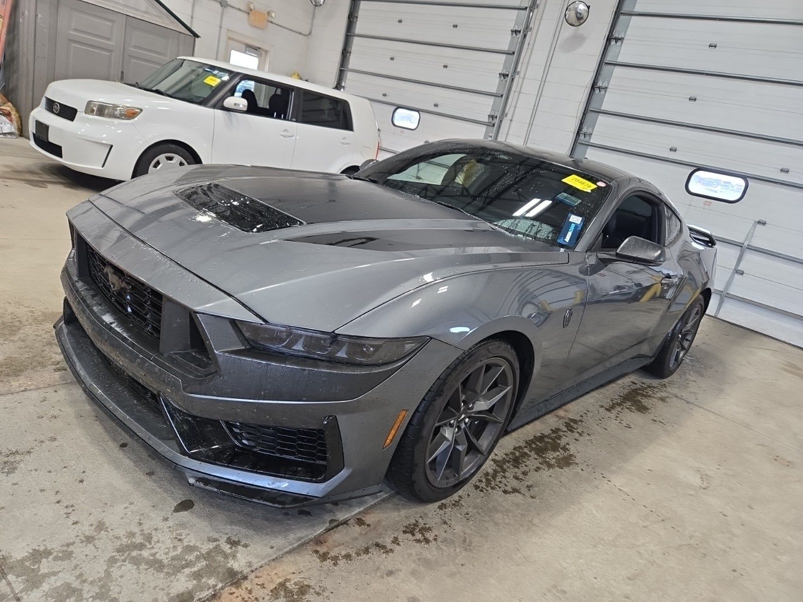 FORD MUSTANG - 1