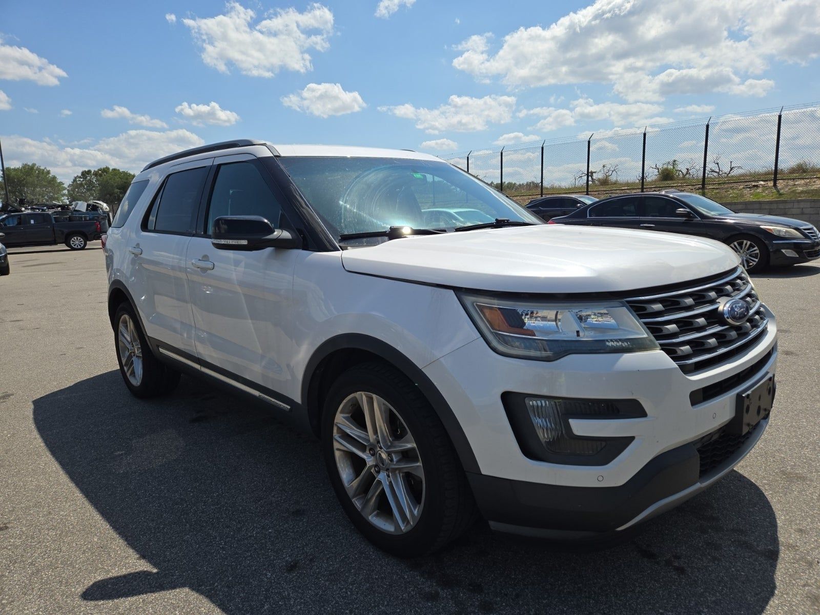 FORD EXPLORER - 7