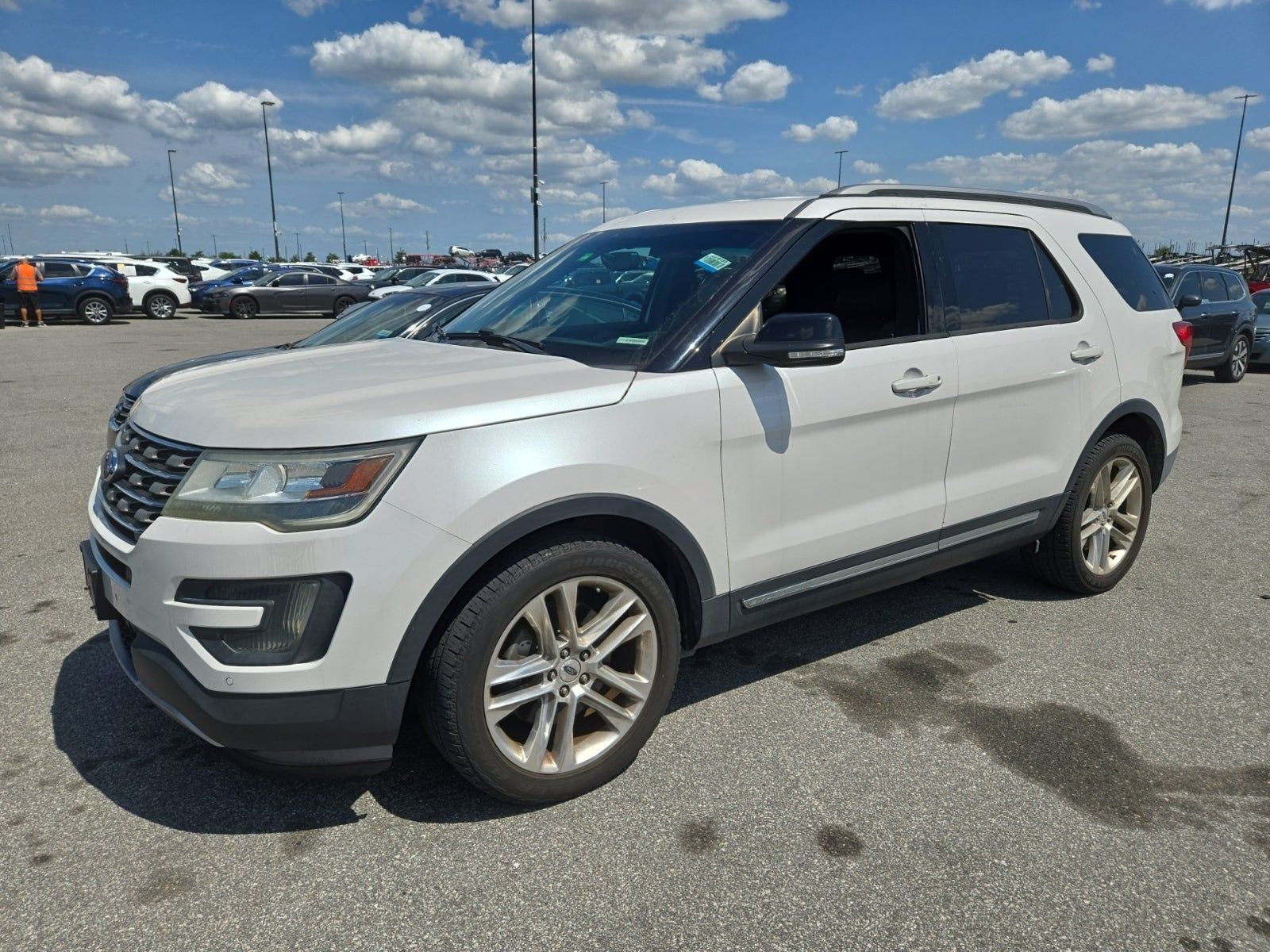 FORD EXPLORER - 1