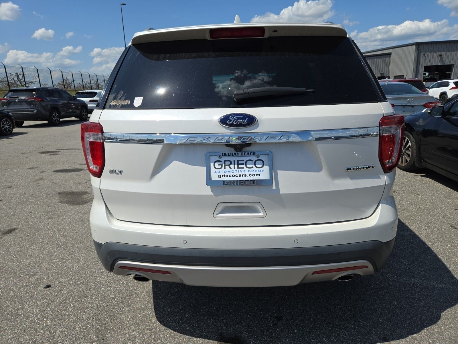 FORD EXPLORER - 5