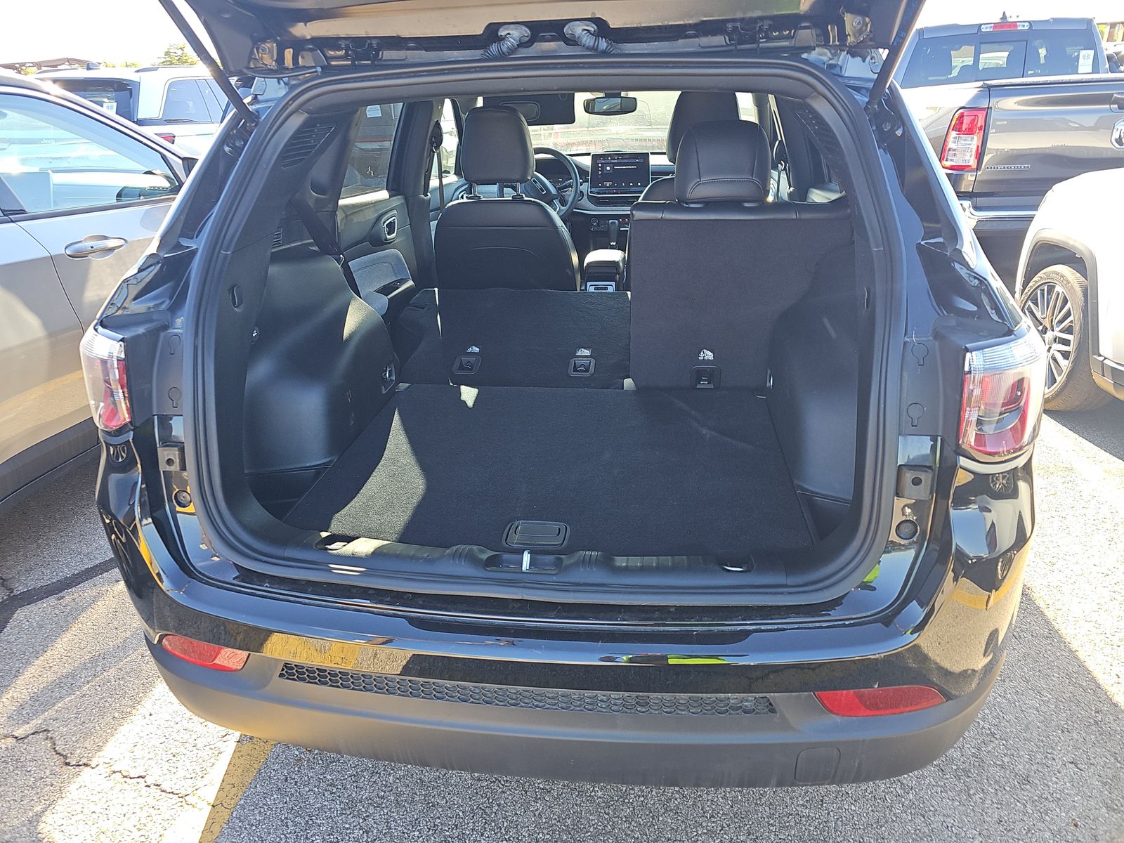 2023 Jeep Compass Latitude Lux AWD