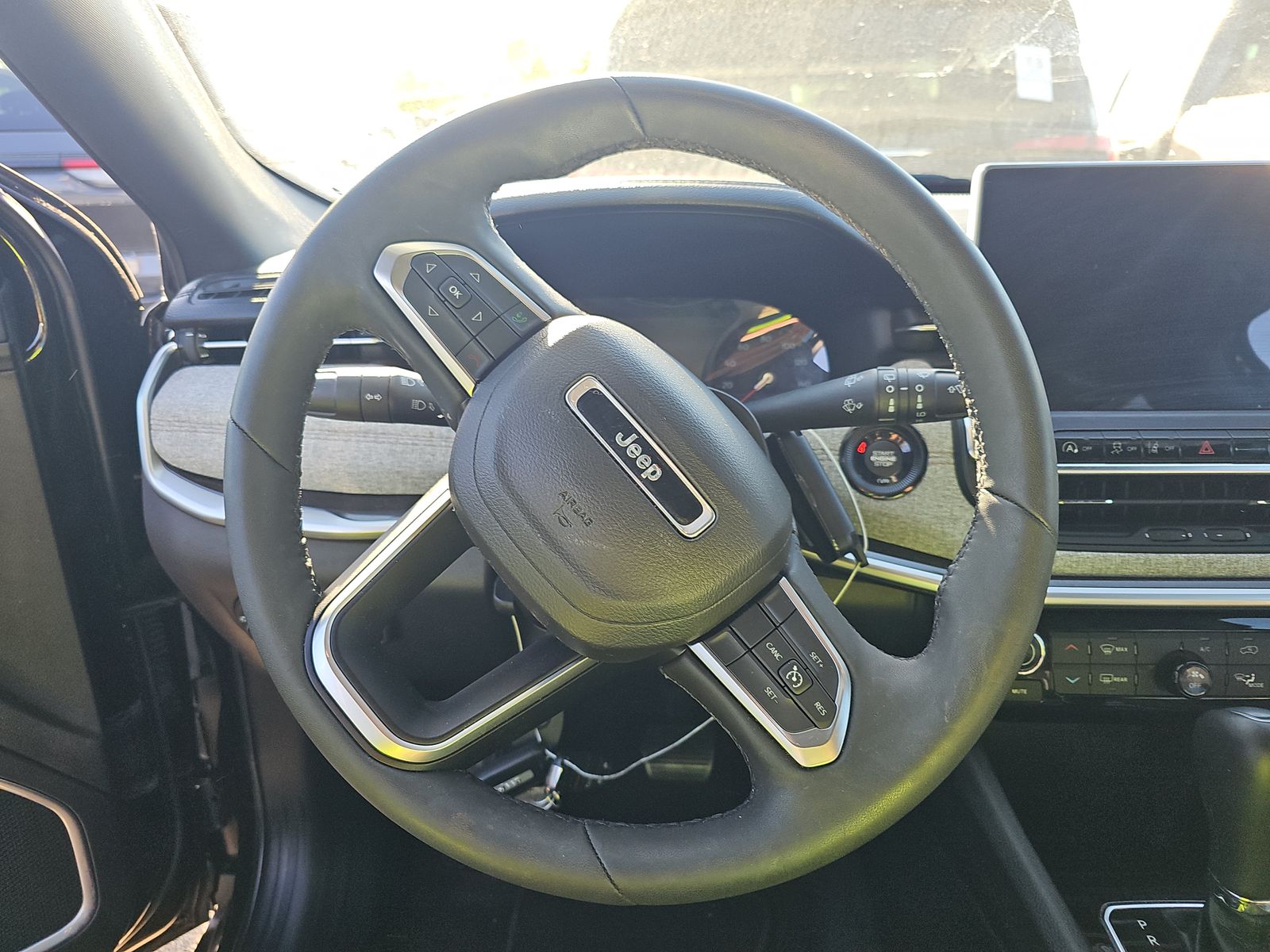 2023 Jeep Compass Latitude Lux AWD