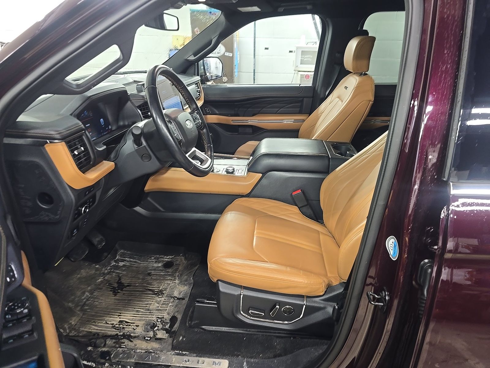 FORD EXPEDITION - 8