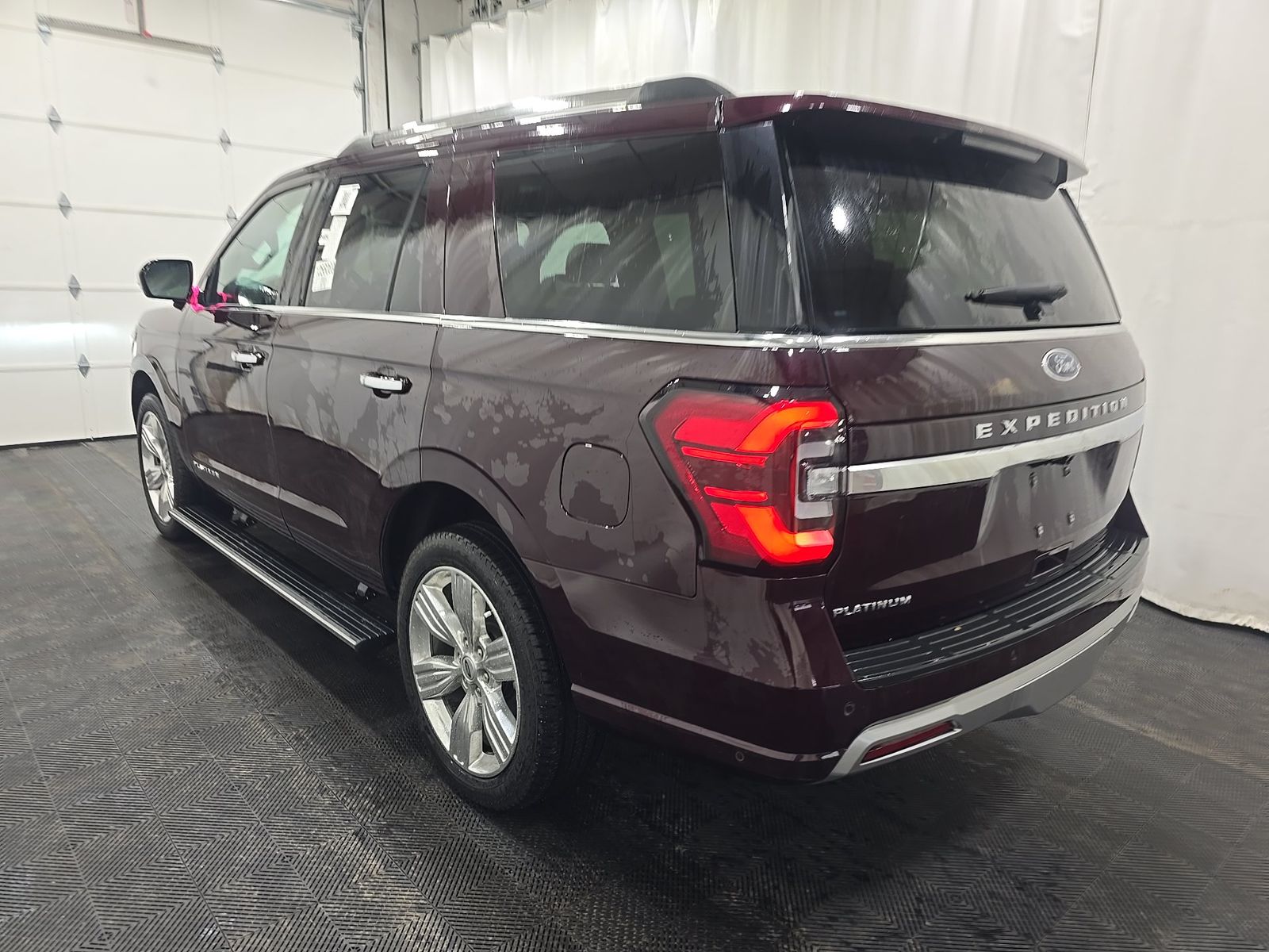FORD EXPEDITION - 7