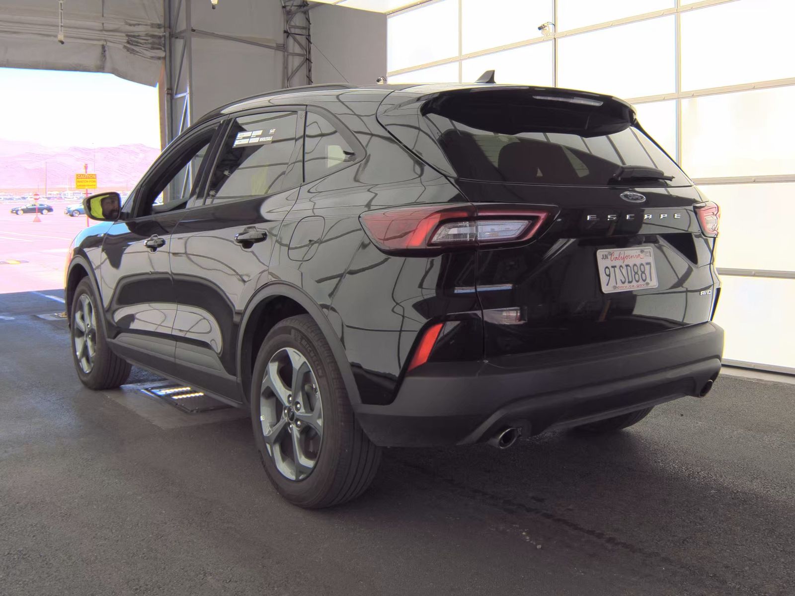 FORD ESCAPE - 9