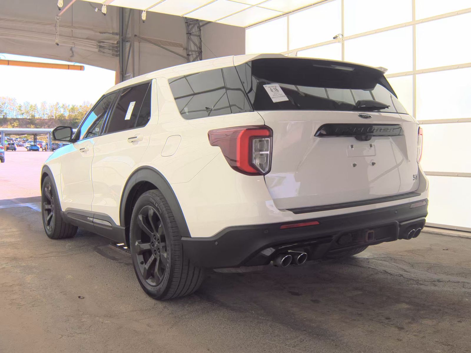 FORD EXPLORER - 9
