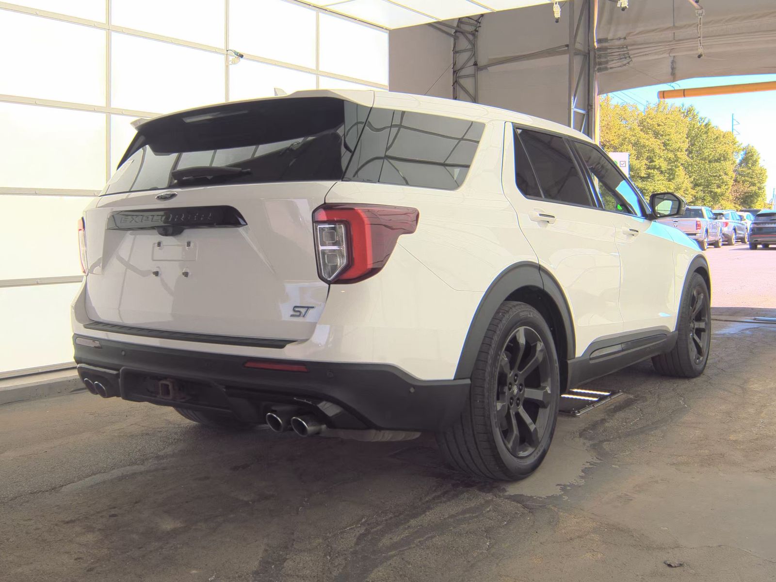 FORD EXPLORER - 6