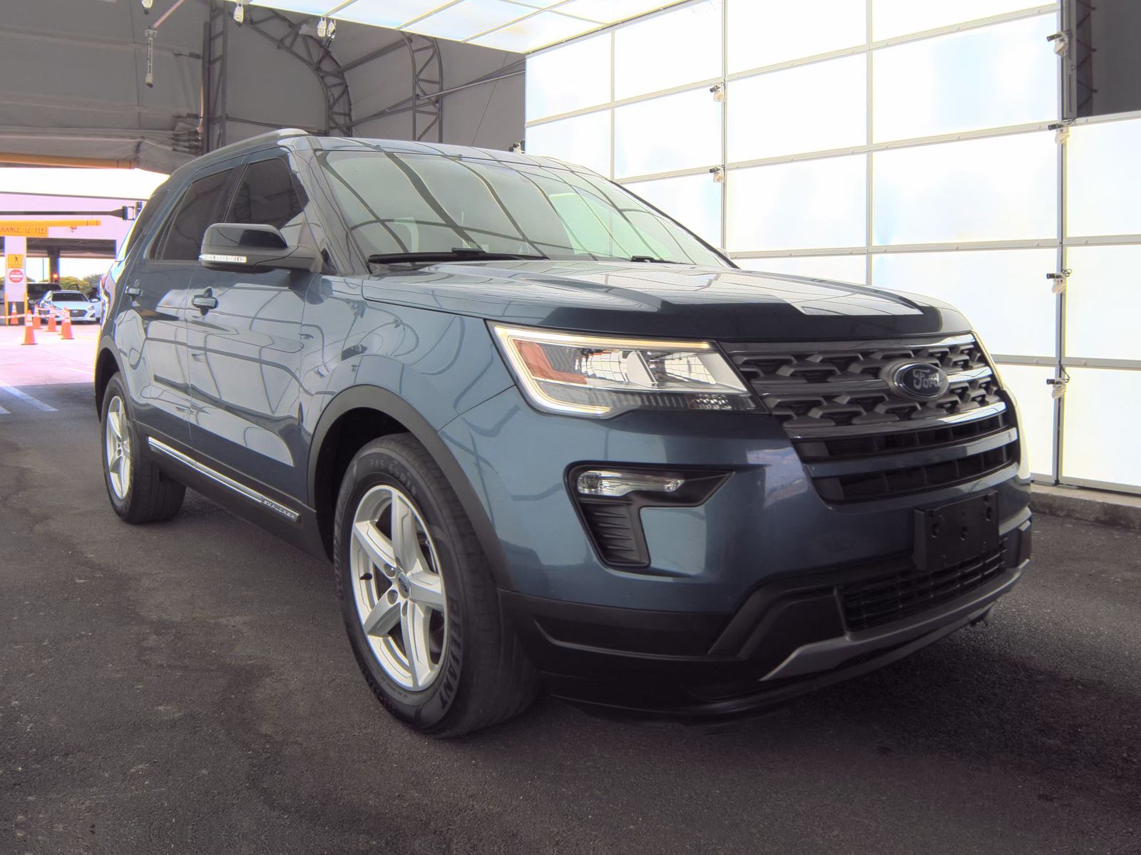 FORD EXPLORER - 5