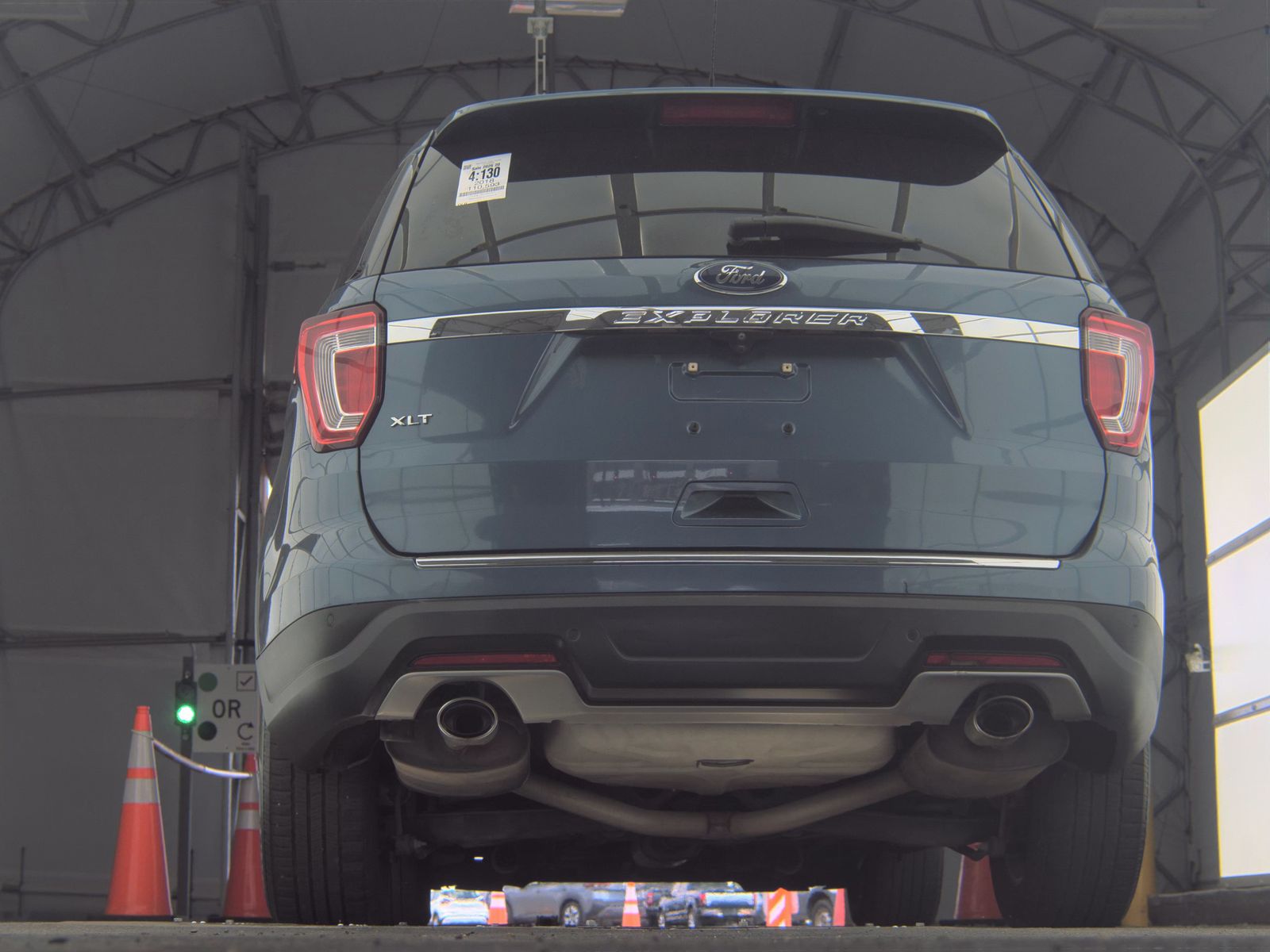 FORD EXPLORER - 8