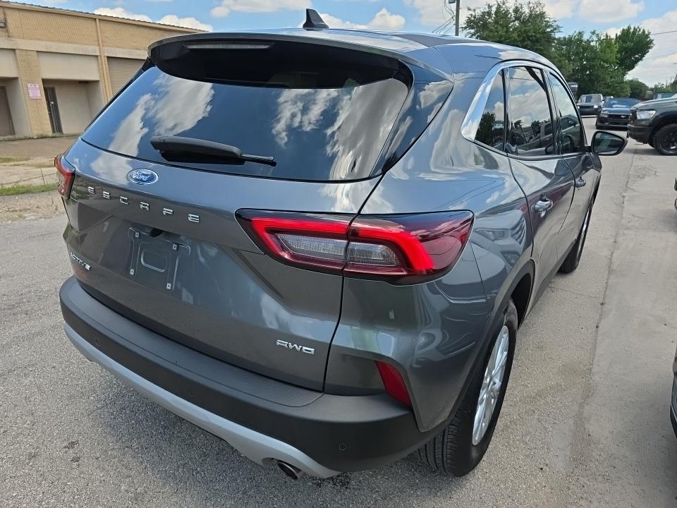 FORD ESCAPE - 5