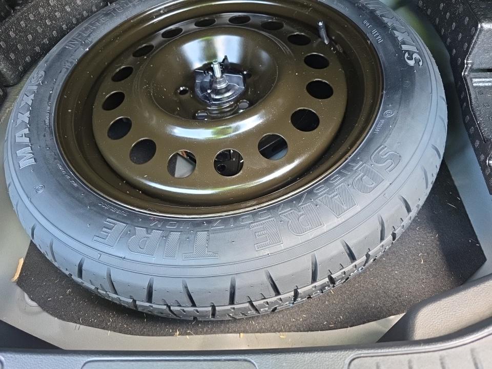 FORD ESCAPE - 8