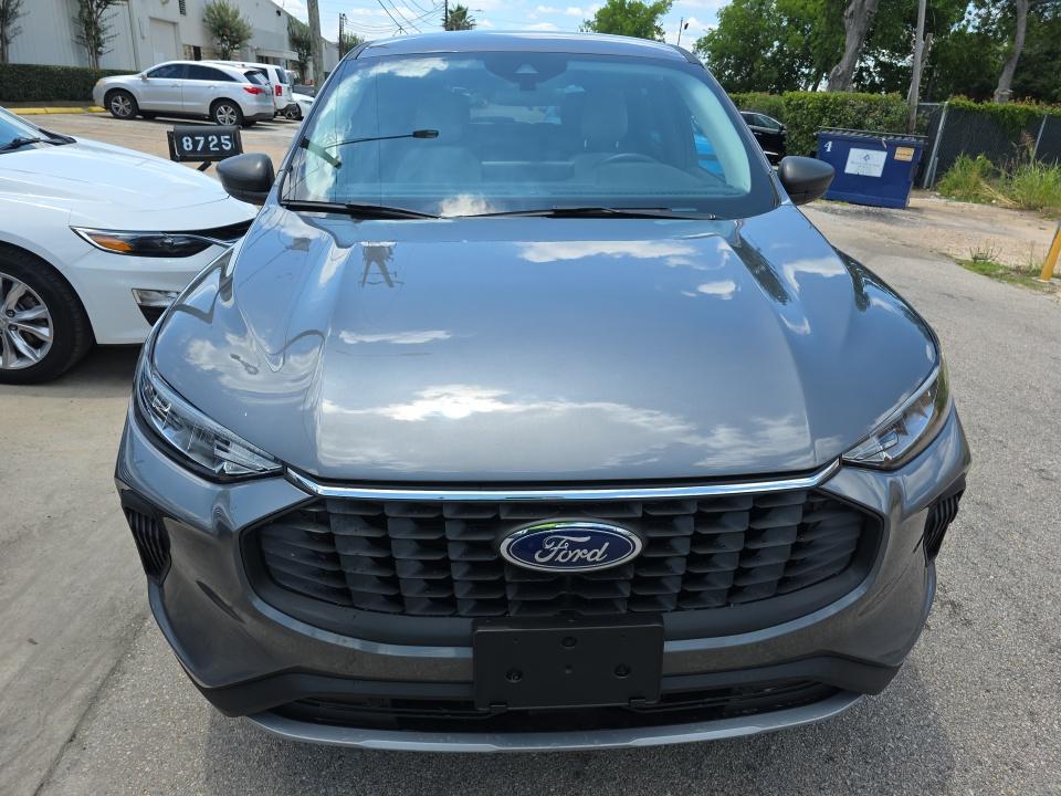 FORD ESCAPE - 3