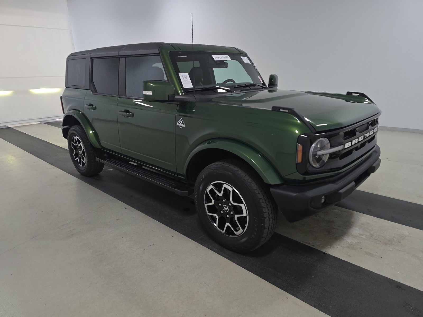 FORD BRONCO - 4