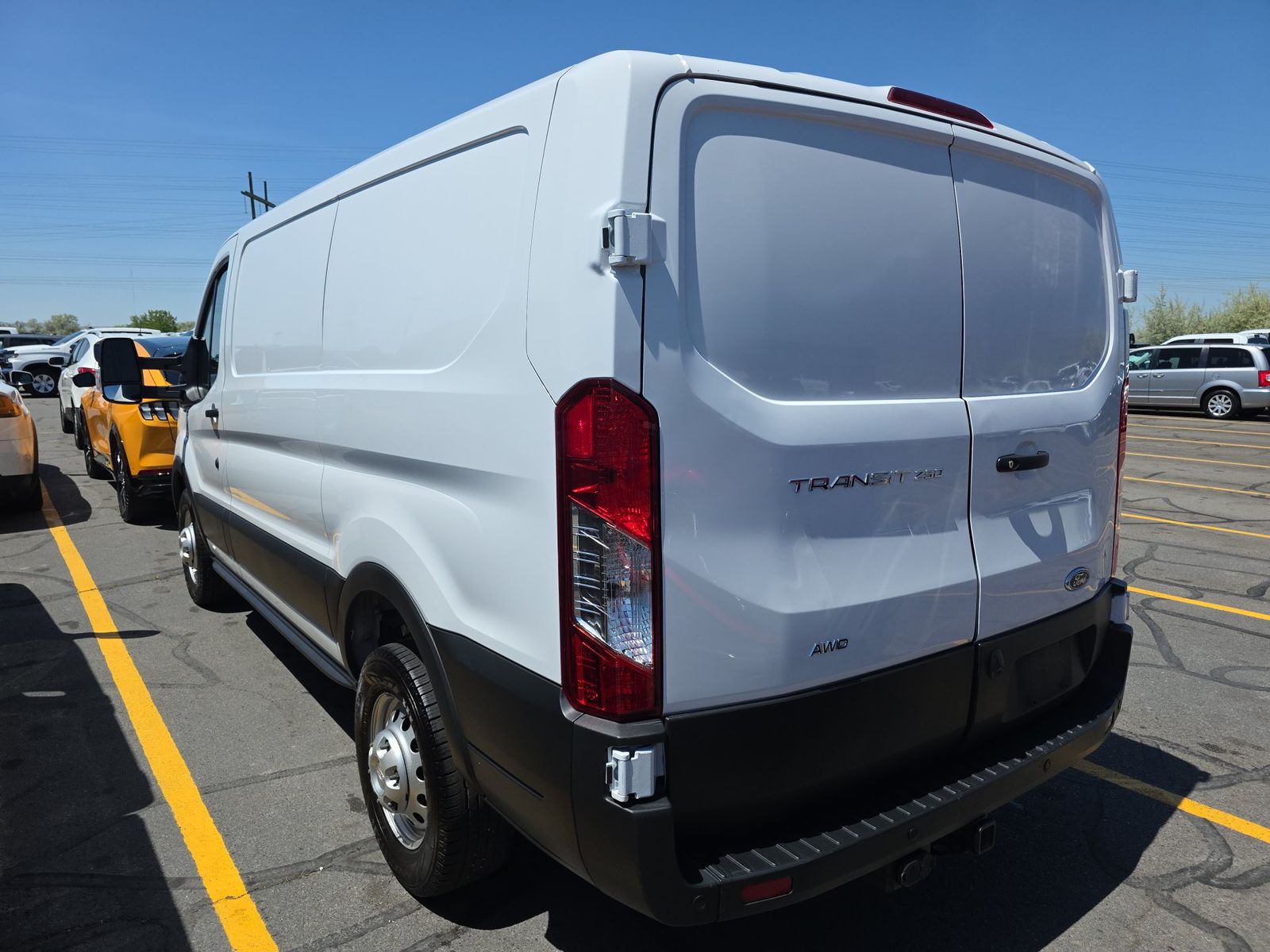 FORD TRANSIT 250 - 7
