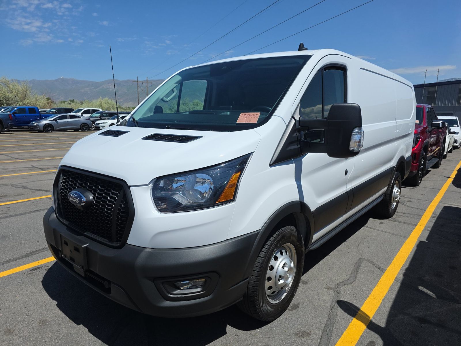 FORD TRANSIT 250 - 1