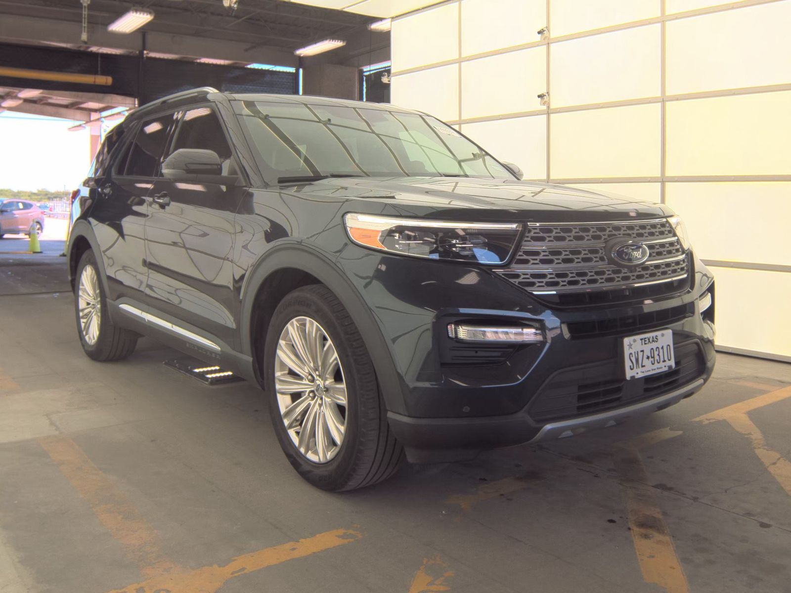 FORD EXPLORER - 5