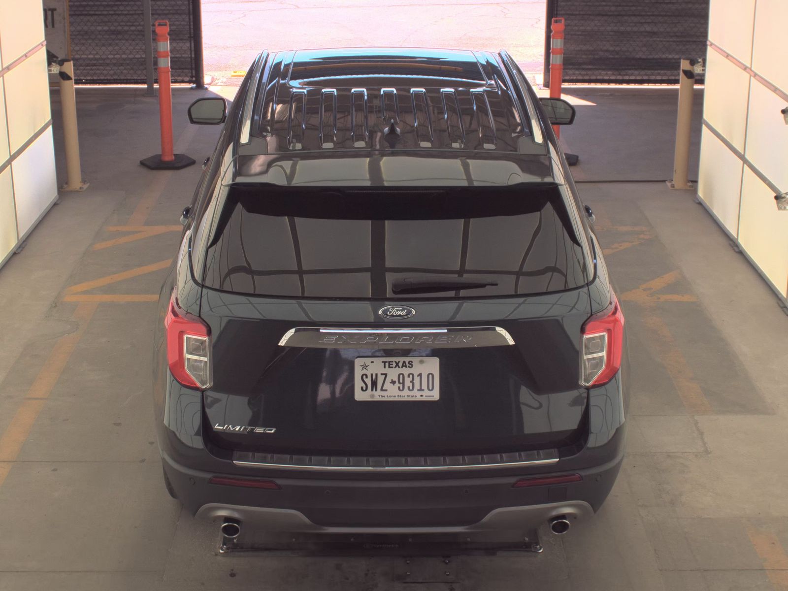 FORD EXPLORER - 7
