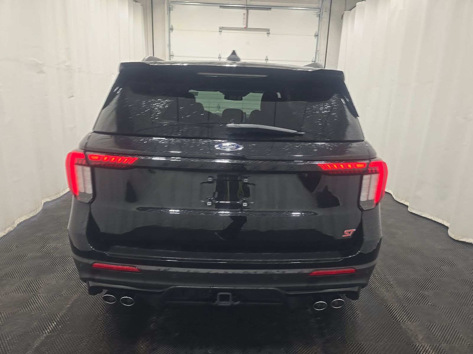 FORD EXPLORER - 6