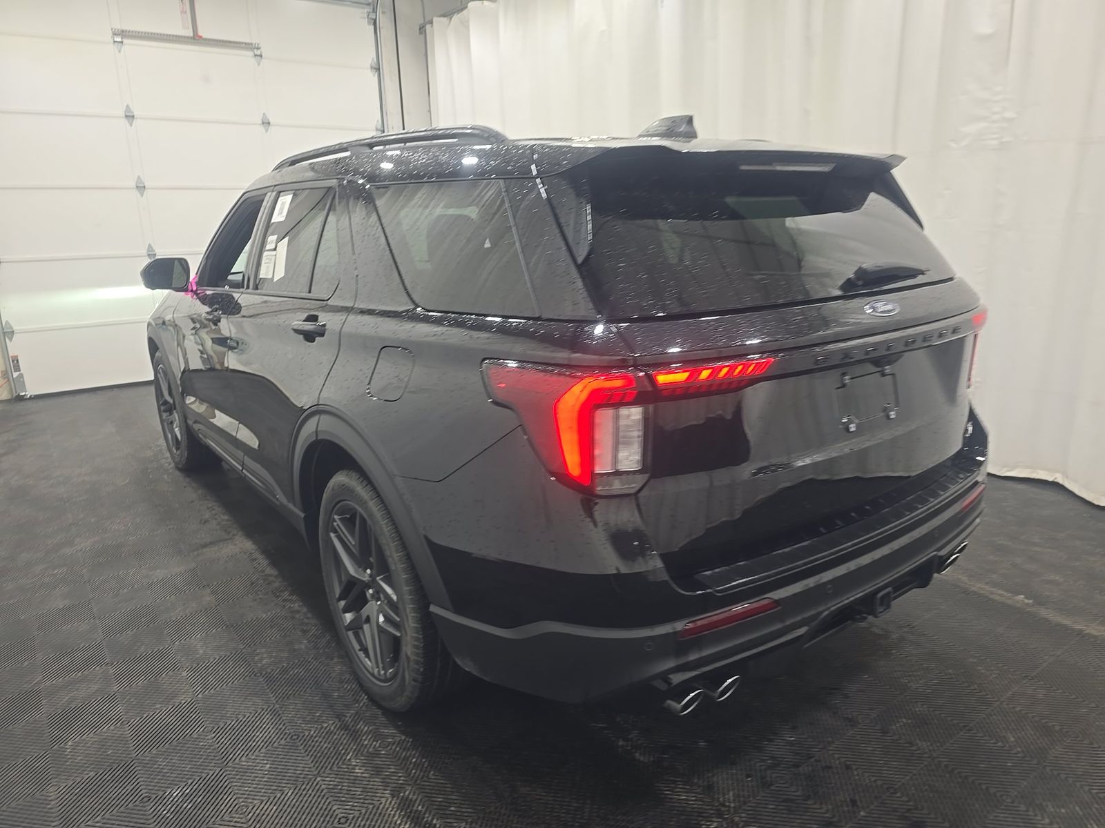 FORD EXPLORER - 7