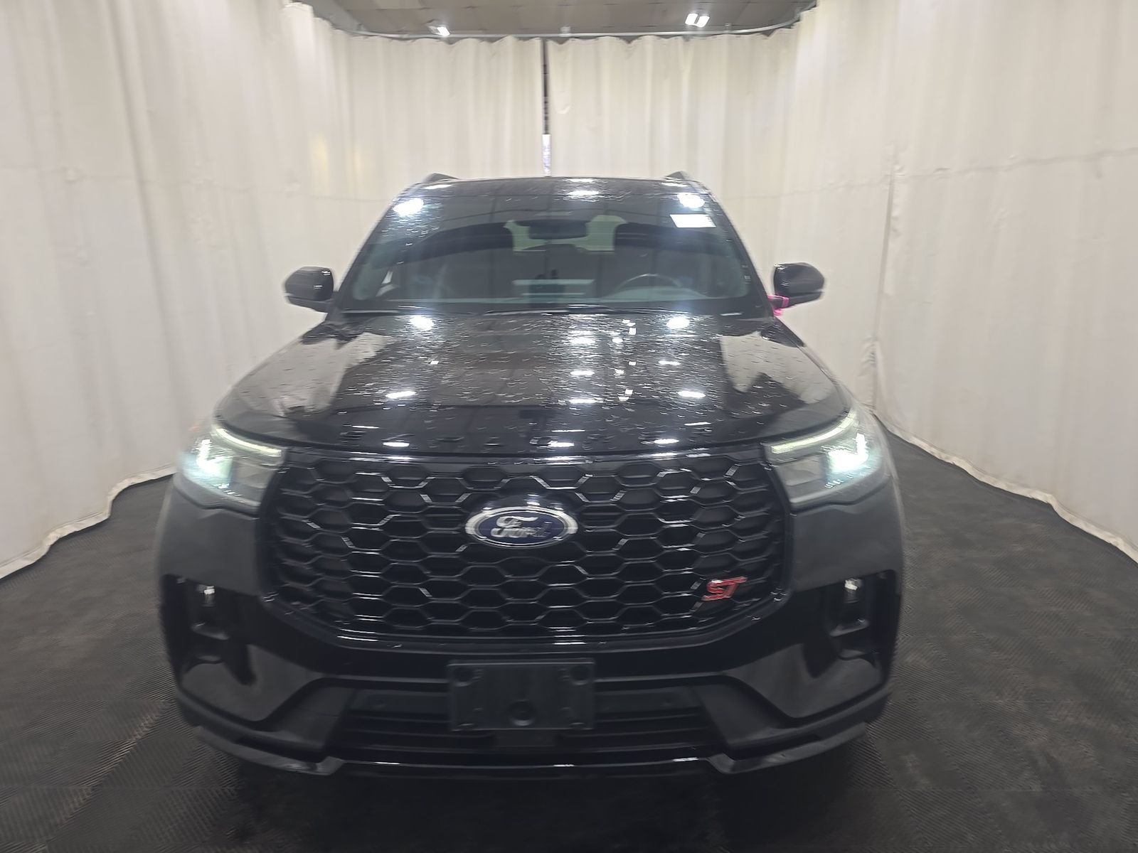 FORD EXPLORER - 3