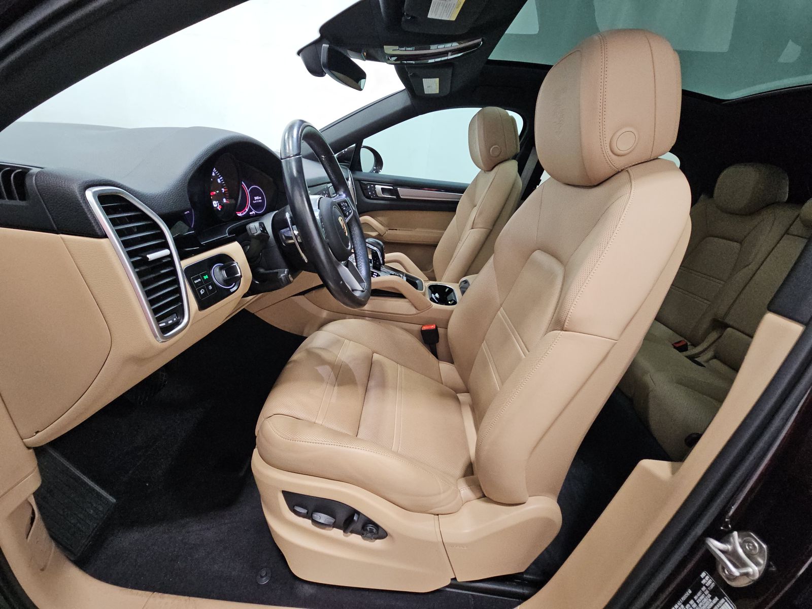 PORSCHE CAYENNE - 8