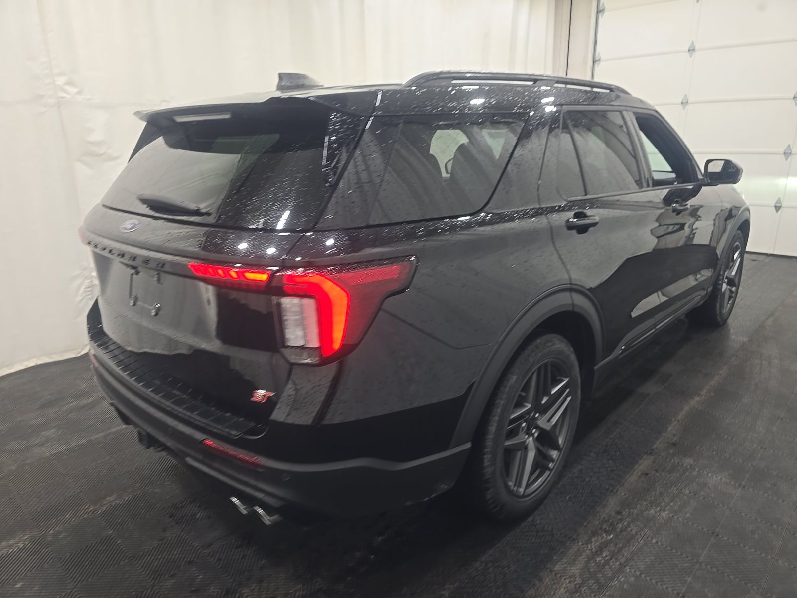 FORD EXPLORER - 5