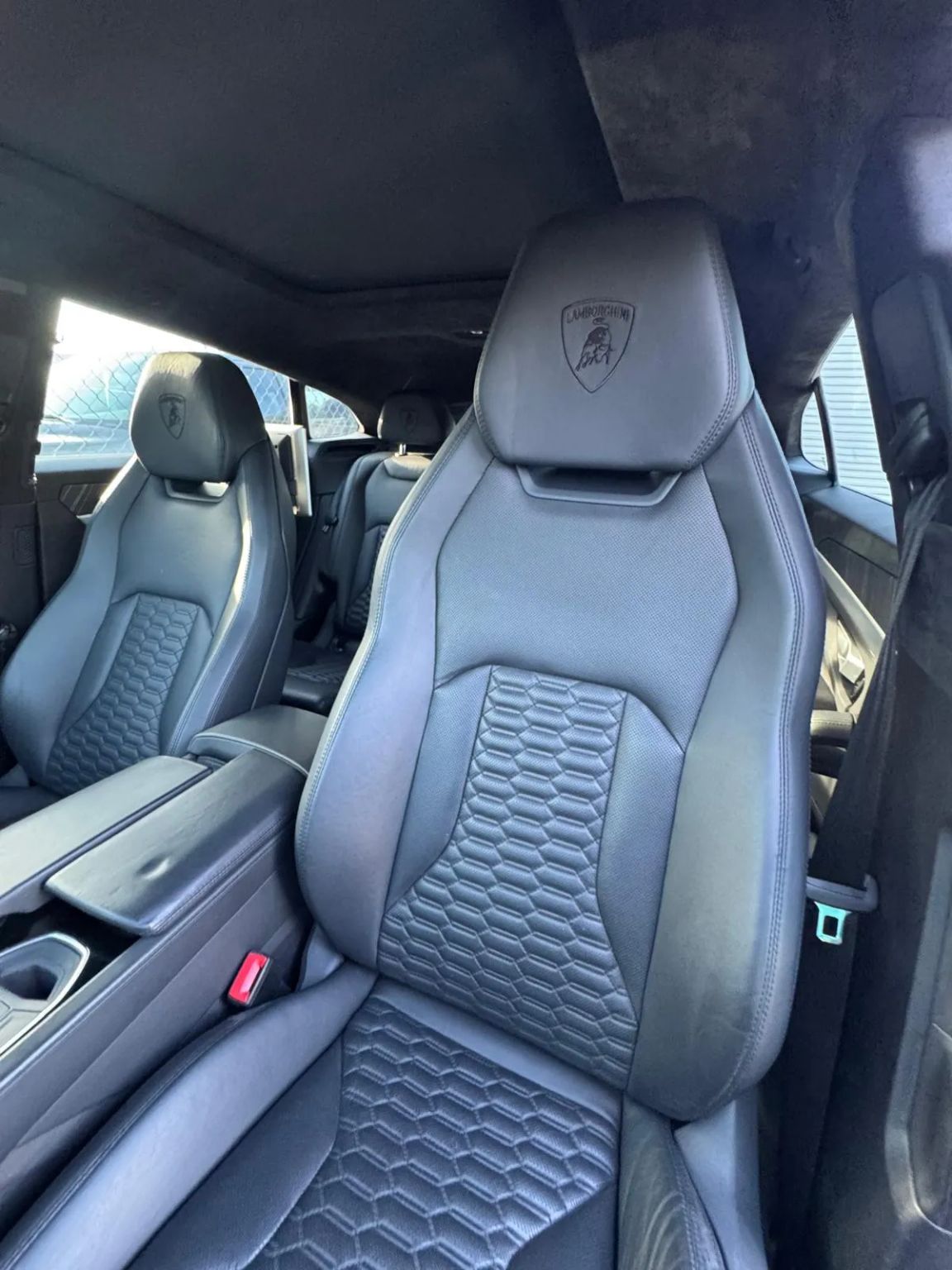 2019 Lamborghini Urus Base AWD