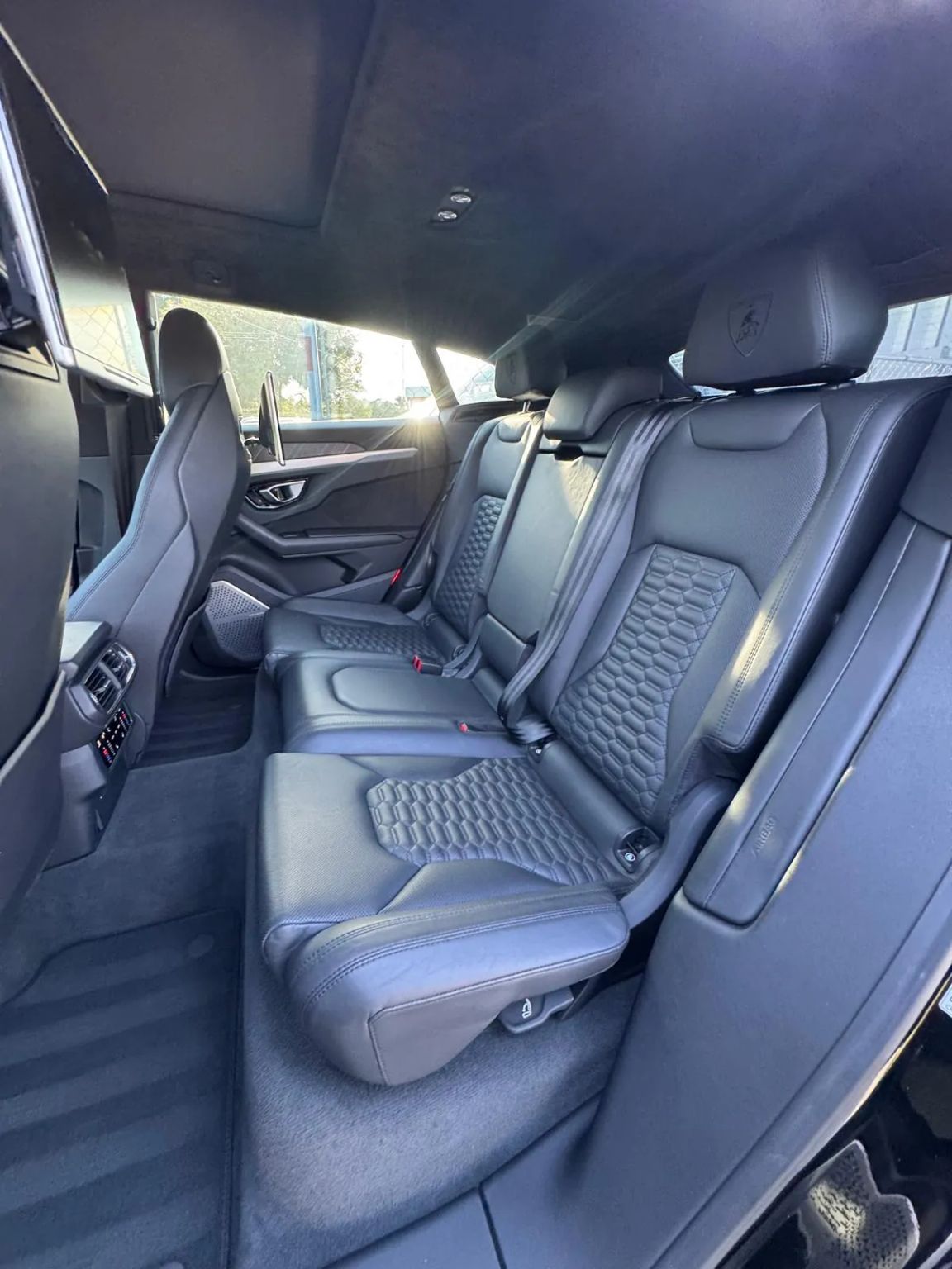 2019 Lamborghini Urus Base AWD